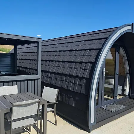 Jaktstuga Kinsale Country Glamping *
