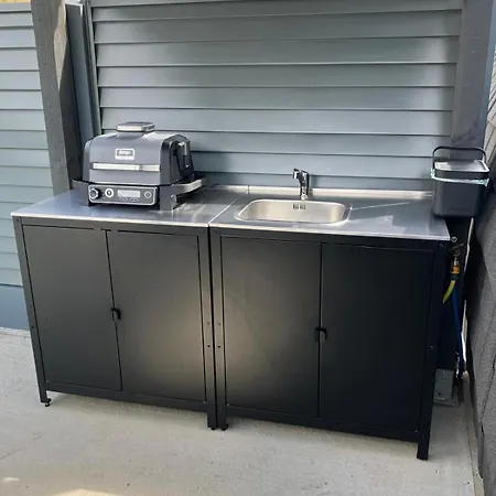 Kinsale Country Glamping 롯지 *